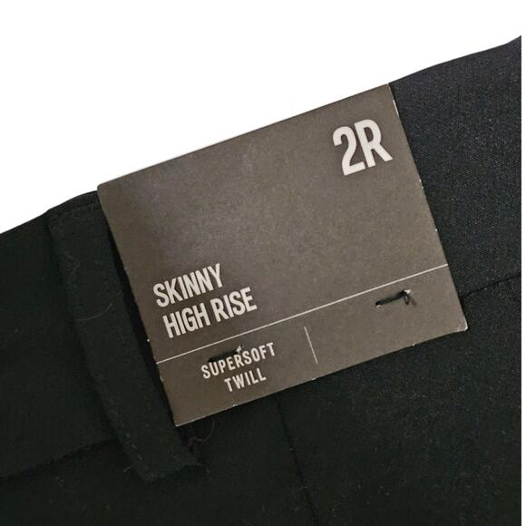 Express High Rise Skinny Super soft twill pants in black size 2R - Picture 7 of 8